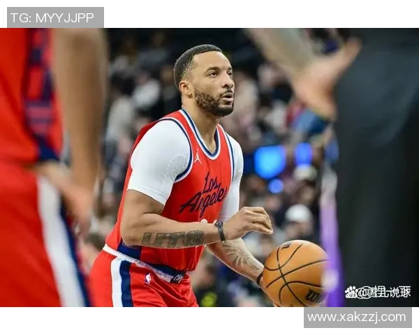 雄鹿与快船激战网络赛场谁能在这场对决中笑到最后